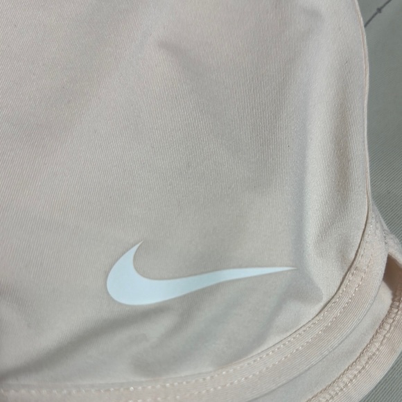 Nike Cream Athletic Shorts Lightweight Moisture-Wicking - Picture 3 of 7